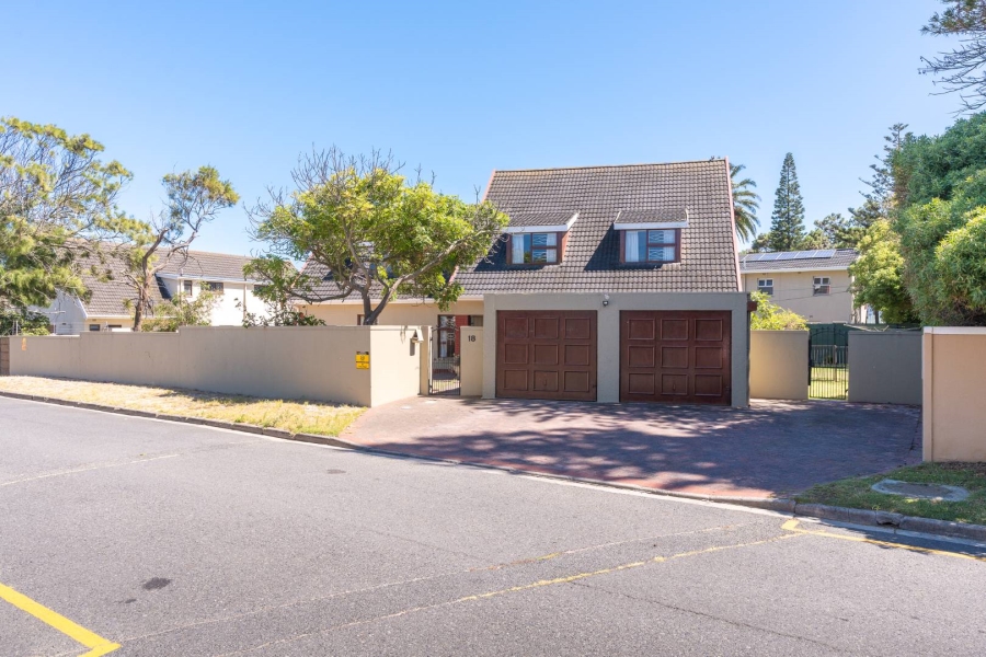 5 Bedroom Property for Sale in Milnerton Western Cape